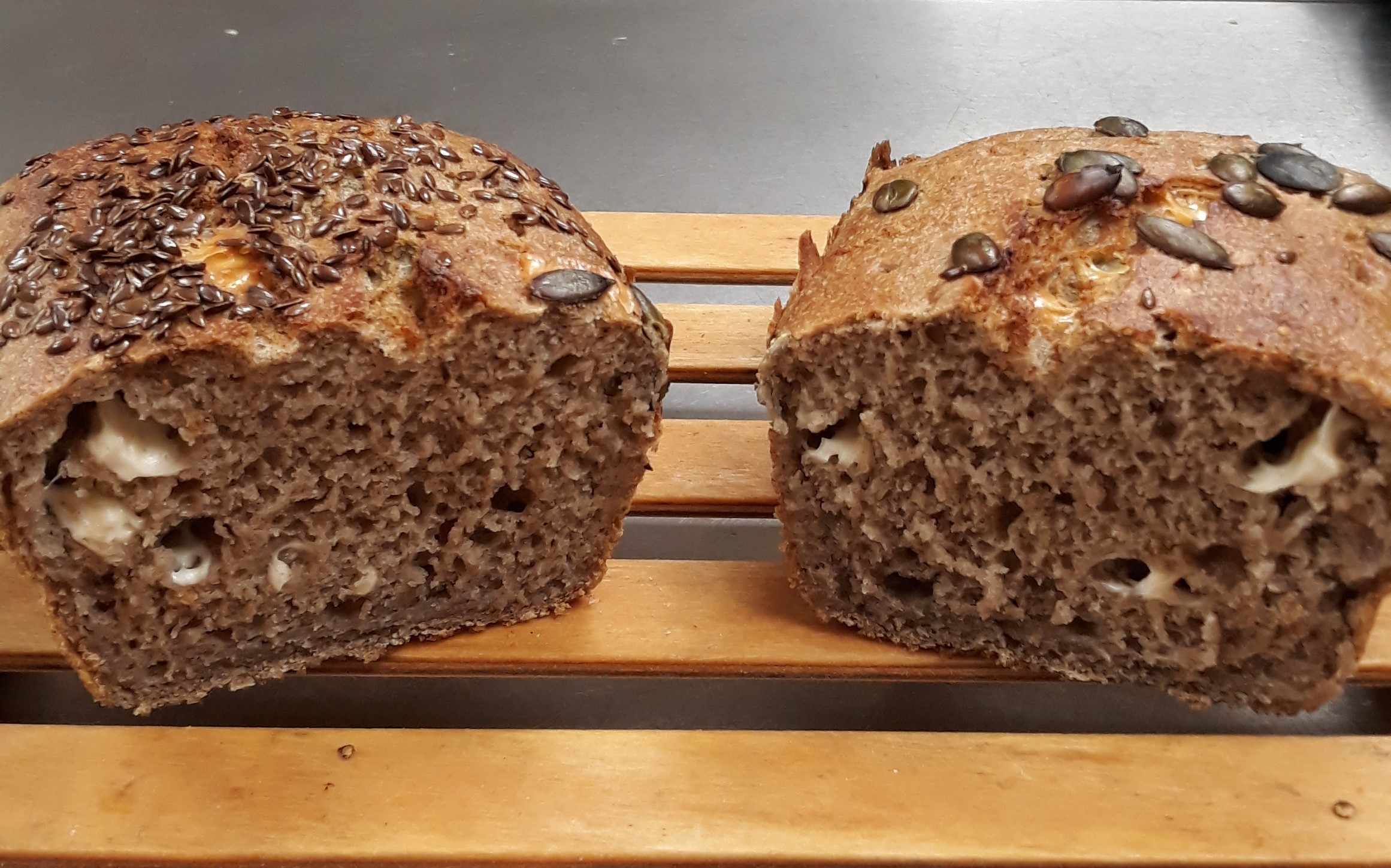 Pečeme nové chleby – čokoládový a sýrový!